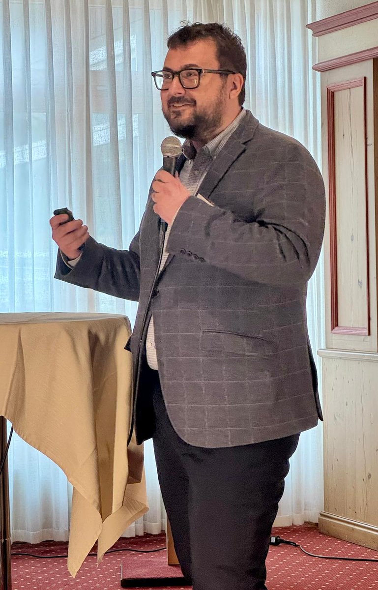 JIRcohort (@jrcohort) on Twitter photo Already a first fascinating talk by Dr Lovro Lamot <a href="/volume2go/">Lovro Lamot</a> about Kidneys at the crossroads of systemic inflammatory diseases. #JIRWinterSchool #Lupus #pediatricrheumatology Already a first fascinating talk by Dr Lovro Lamot <a href="/volume2go/">Lovro Lamot</a> about Kidneys at the crossroads of systemic inflammatory diseases. #JIRWinterSchool #Lupus #pediatricrheumatology