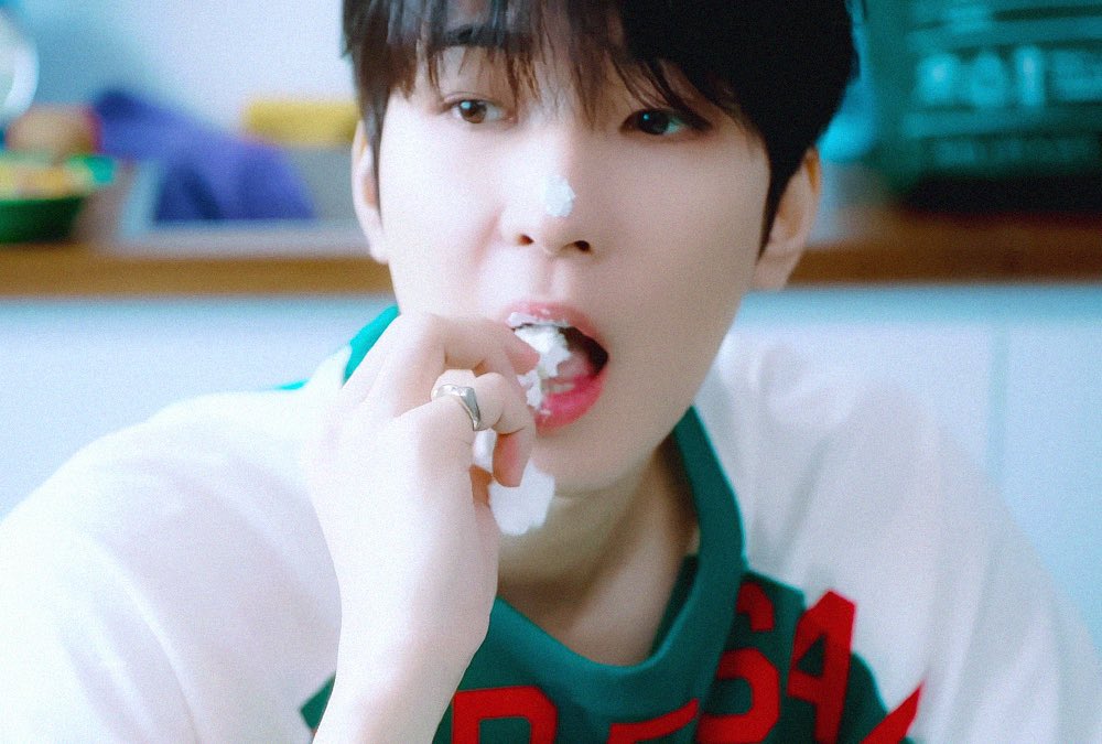 dnjsnddl17's tweet photo. 바부같애 https://t.co/97530OyW0P
