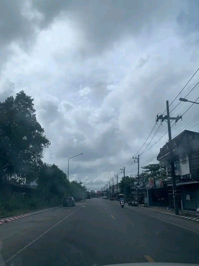 TiNrathiwas's tweet photo. บ่ายนราธิวาส กลับบ้านก่อนนะ https://t.co/2LhedHACAa