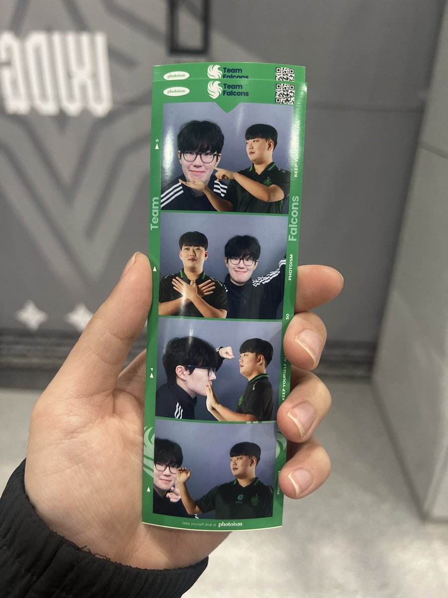 SP9RK1E_OW's tweet photo. 🥱🥱 https://t.co/FSJ1vGTLmq