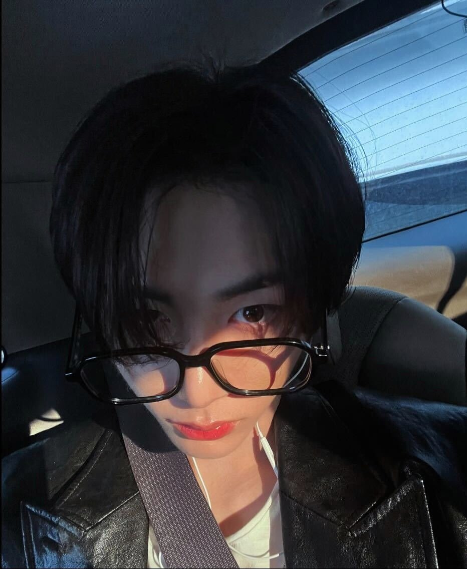 산 (@tes4n) on Twitter photo 