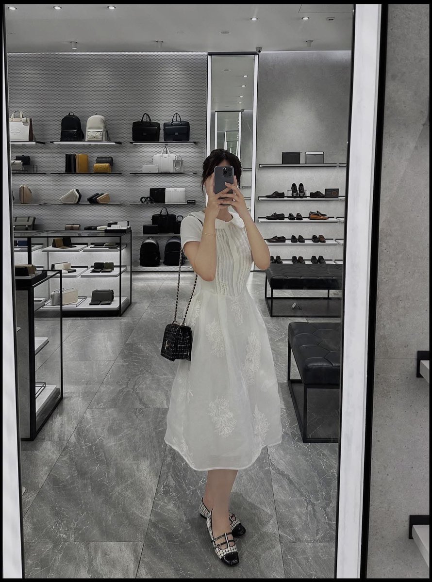 Chúc Duyên tweet media