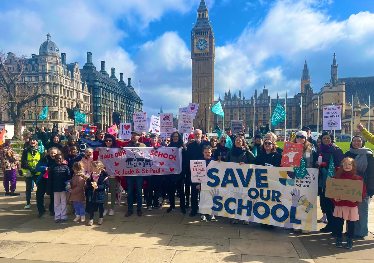 Jeremy Corbyn tweet media