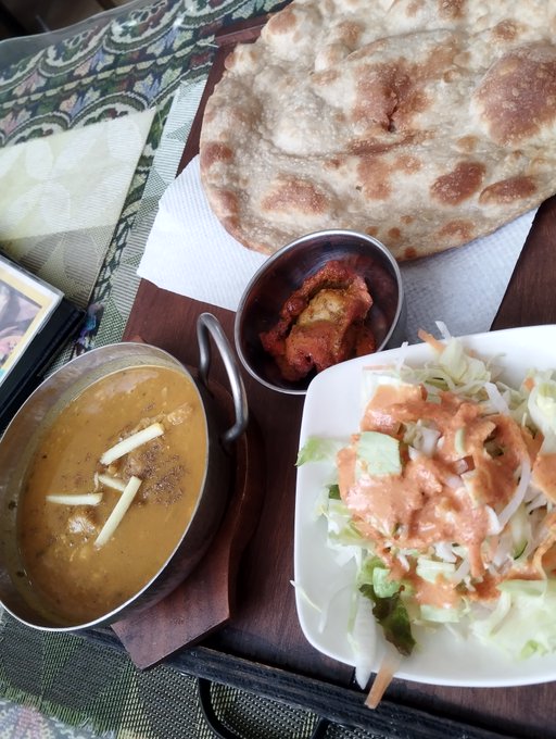 ナンでもありません(チキン野郎) 