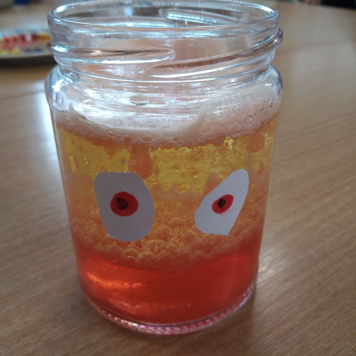 KeithGrammarLRC's tweet image. Great fun today with the ASN library group linking to #BritishScienceWeek . We looked at colour changing animals and adaptions using some of the #BritishScienceWeek resources. Then focused on colour to make a rainbow and a Minion lava lamp. A brilliant session!