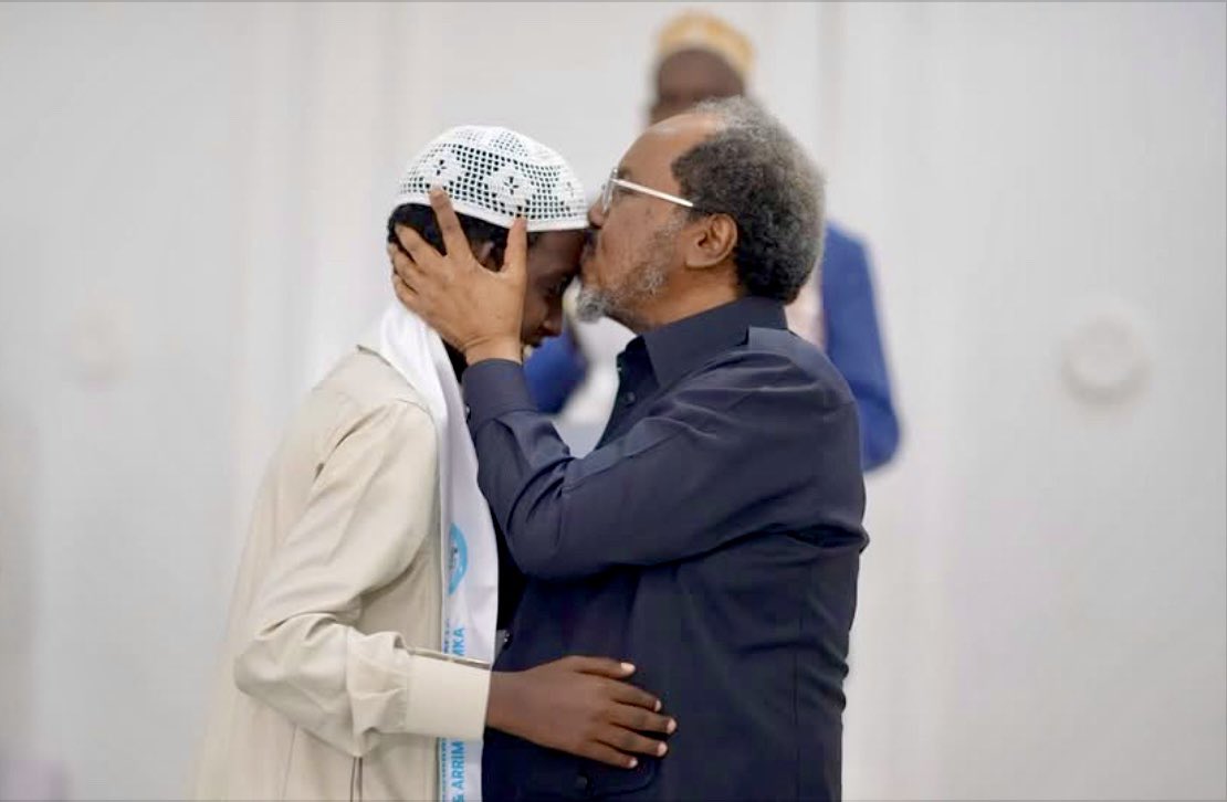 HassanSMohamud's tweet image. Islam is a religion of peace, unity & compassion. Last night, I had the honour of presiding over the conclusion of the Annual Holy Quran Competition, celebrating our youth’s dedication to the Quran. We remain committed to the Islamic values as foundation for peace & justice.