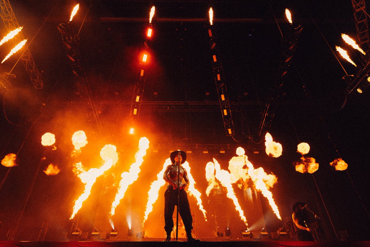 Melbourne. Sold out. global superstar.