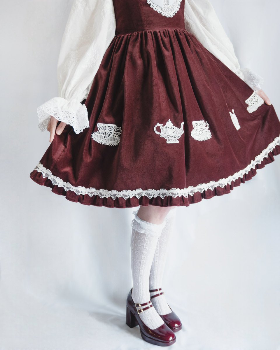 Three days left before to pre-order new velvet garments, accessories, blouses and “Tea party” collection!