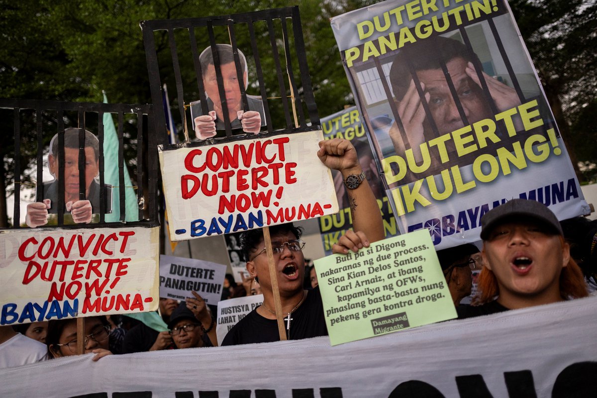 newswatchplusph's tweet photo. LOOK: Filipino students and activists demand conviction, imprisonment of former President Rodrigo Duterte ahead of his first International Criminal Court appearance on March 14.

📸 Eloisa Lopez/Reuters https://t.co/pGjAlSmaR1