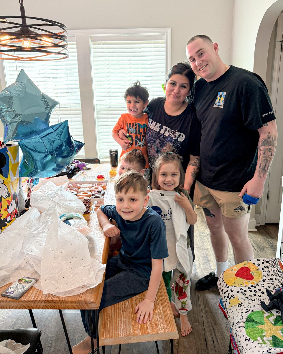 MakeAWishEastNC's tweet photo. Wish kid Jeremiah and his family leave for their wish trip to @WaltDisneyWorldResort next week- how exciting! Jeremiah is especially excited to meet some of his favorite characters like Mickey Mouse, Minnie Mouse, Goofy, and Daisy Duck! We hope you have the best time, Jeremiah 💙 https://t.co/WO1At2daeI