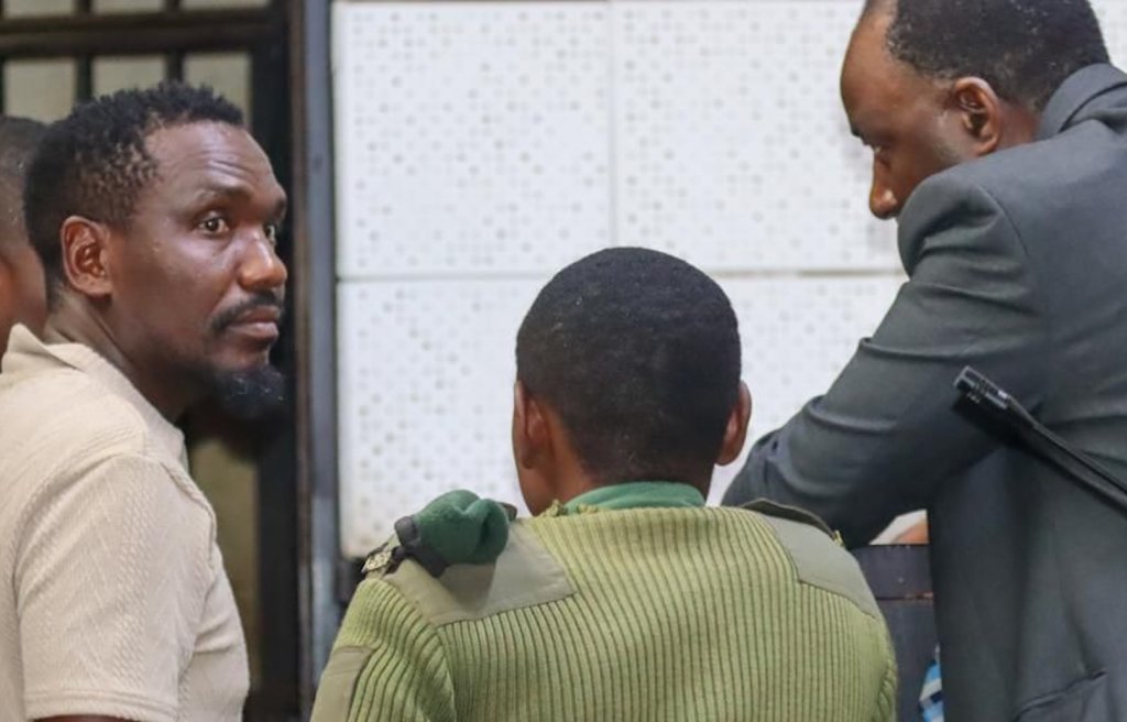 #Zimbabwe: Journalist Blessed Mhlanga remains detained following repeated delays in his bail application.

Mhlanga was arrested on February 24 on incitement charges connected to his interviews with a war veteran who was critical of the government.

cpj.org/2025/02/zimbab…