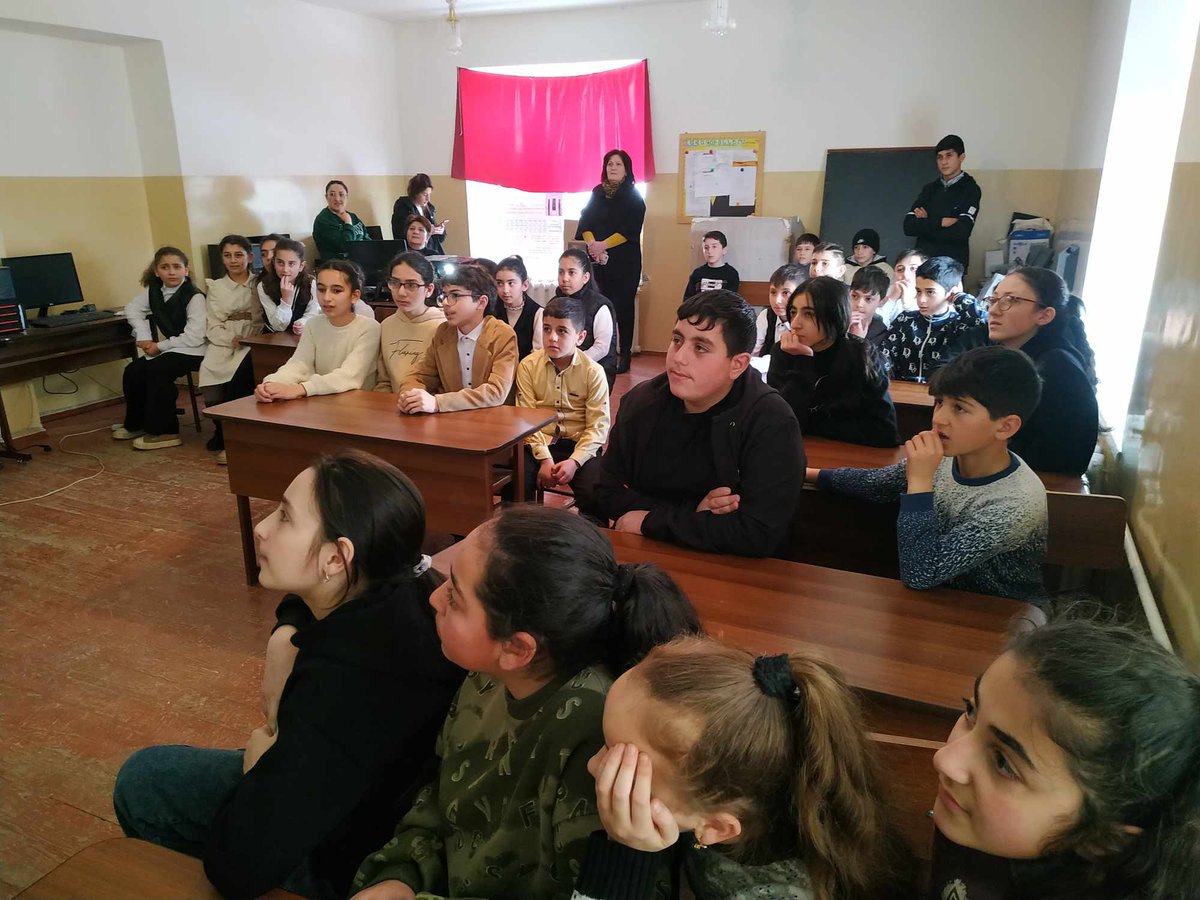 ArmRoundTable's tweet photo. 🇬🇧 ⤵️
Զարգացնող կրթությունը գործնականում. բանավեճի և գիտակների ակումբներ Ամասիայում և Աշոցքում
Մանրամաները՝ կայքում https://t.co/Ns7p4jJYjd
🇬🇧
Developmental Education in Action: debate and knowledge clubs launched in Amasia and Ashotsk, Armenia
For details https://t.co/R2LHSTOUw9 https://t.co/6O5Okqgs6S