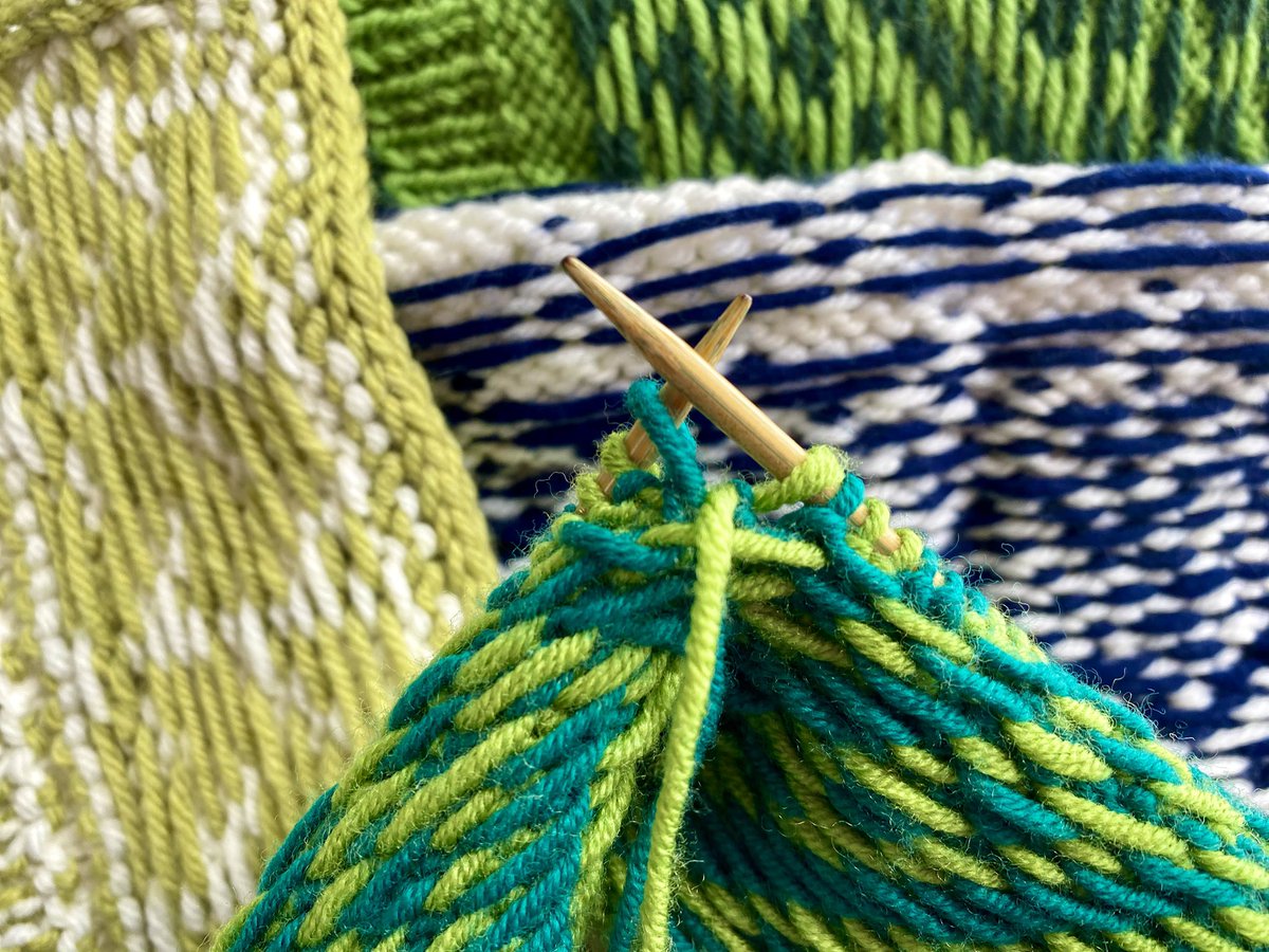 The answer to everything that bugs you about colorwork:

moderndailyknitting.com/community/the-…

<a href="/ModernDailyKnit/">ModernDailyKnitting</a> #ladderbackkacquard #knitting