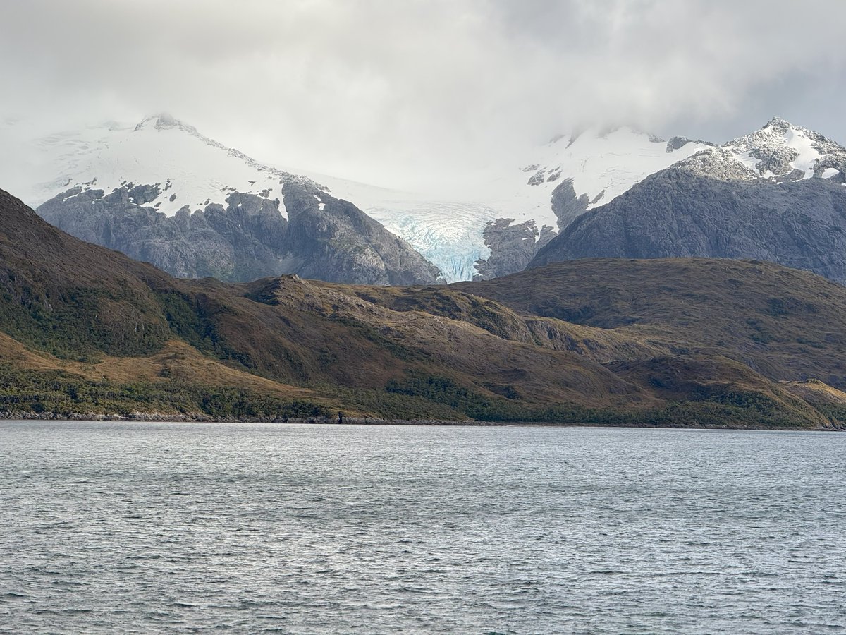 La recherche en Antarctique peut nous aider à comprendre l’environnement arctique du Canada. 15 scientifiques canadiens mène une mission de 15 jours en Antarctique. Cette collaboration élargira nos connaissances et renforcera notre rôle de recherche sur les climats froids.