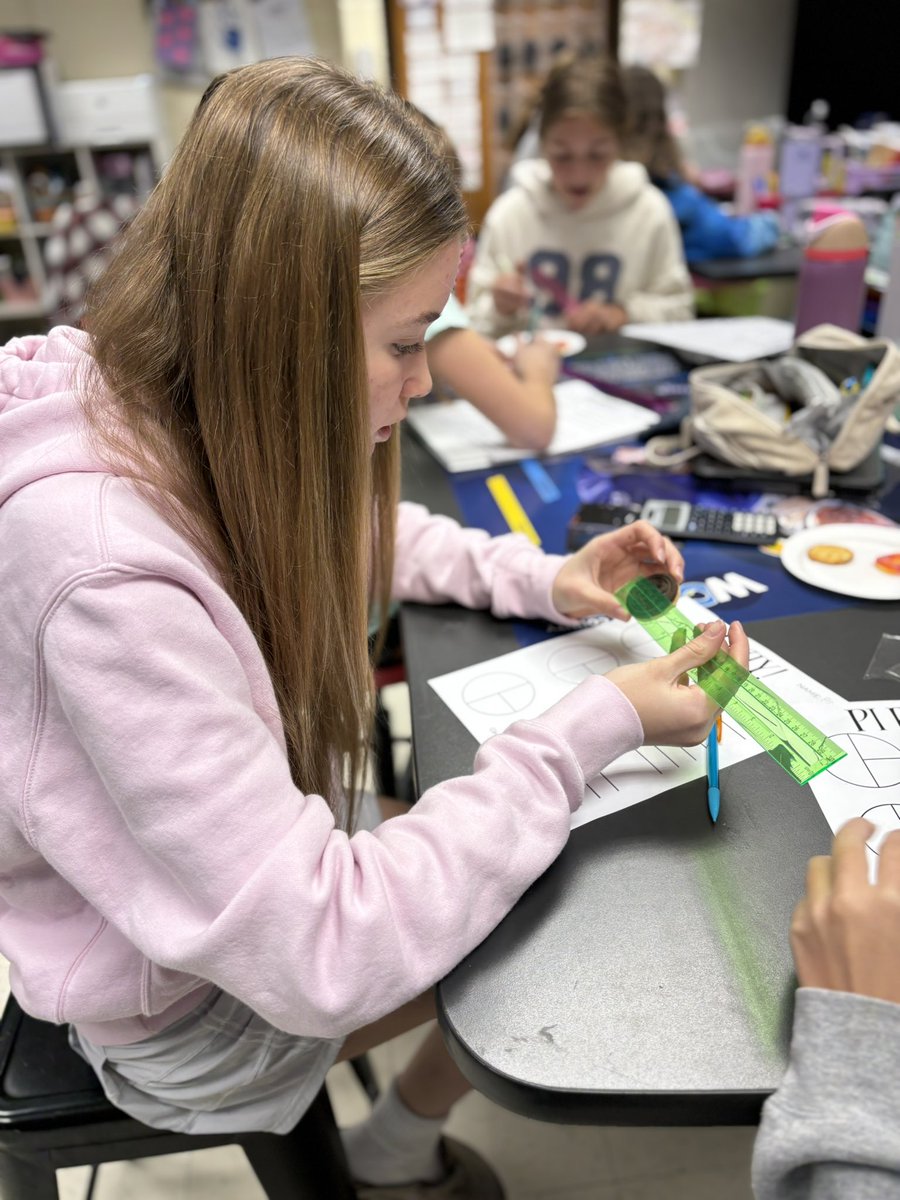 Mrs. Hawk PLTW KJH tweet media