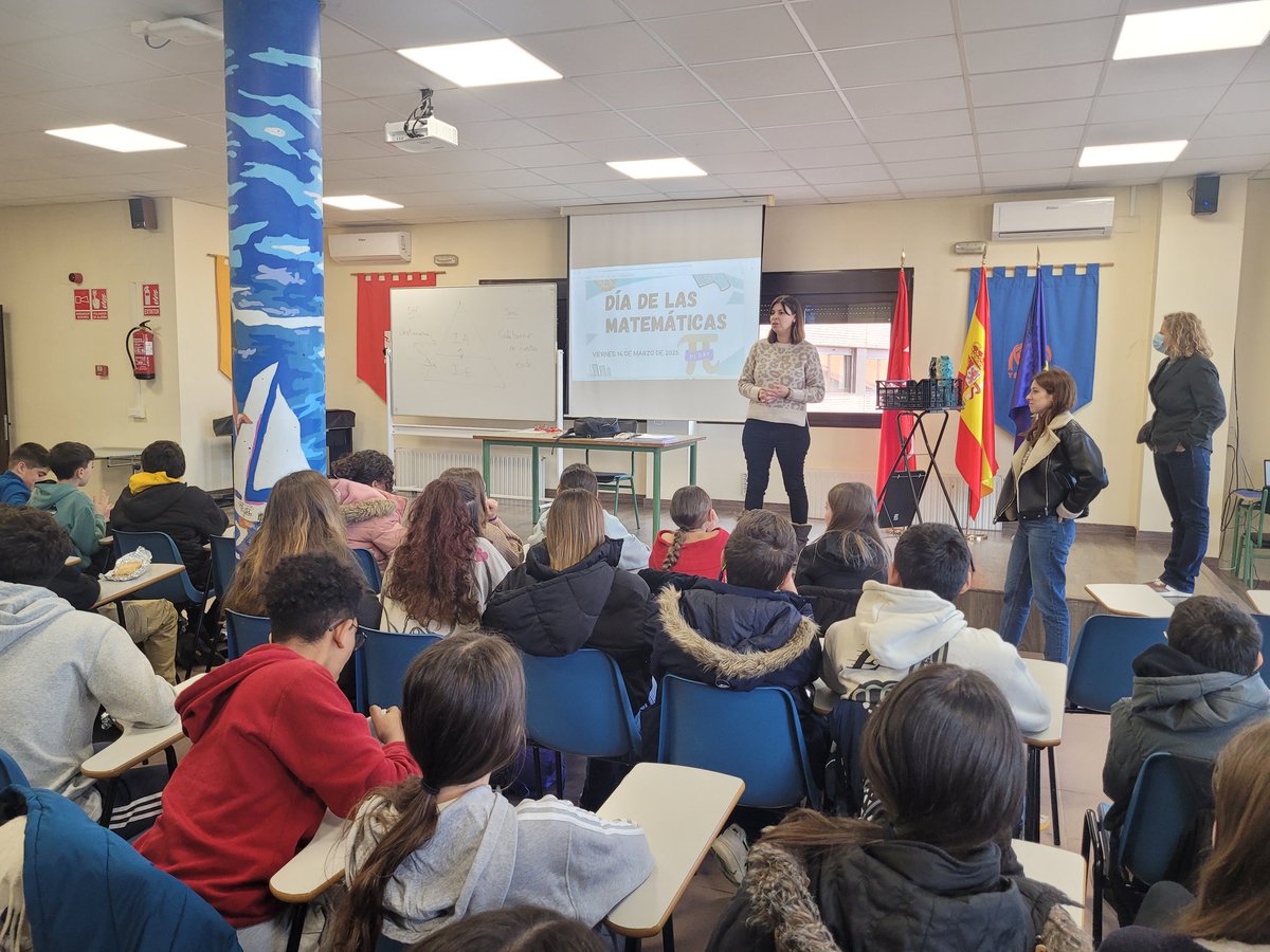 IES Atenea tweet media