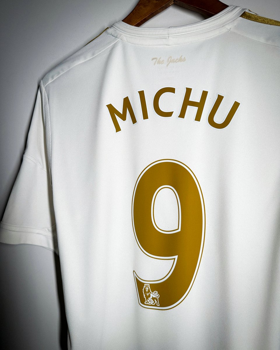 Swansea 2012 Centenary x Michu 🦢🇪🇸