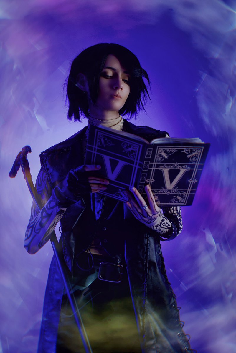 whoisannochka's tweet photo. "If only you could defeat Urizen... if only... no. If only you never existed... then I....!"
edit by foxypump_photo
#vdmc5 #DevilMayCryNetflix #DevilMayCry #dmc #vdmc #urizendmc #vergilsparda #vergildmc https://t.co/G6bC53e6vS