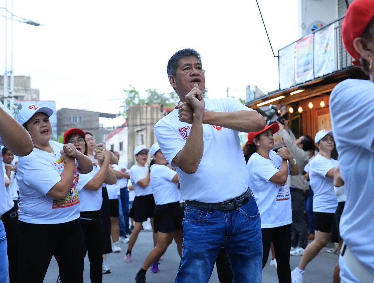 IloveTaguig1's tweet photo. Team TLC, naki-Zumba sa Brgy. Ibayo at Brgy. Pinagsama! ๐ซถ๐
May health benefits na, nakaka-happy pa!
#ILoveTaguig
#TeamTLC
#ZumbaForWellness
#HealthIsWealth https://t.co/pXrRPo8cYU