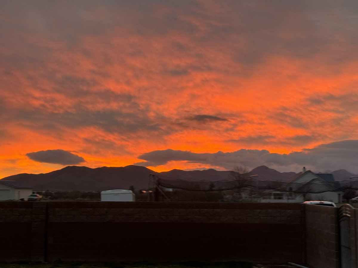 You know it’s gonna be a great day when you wake up to this!