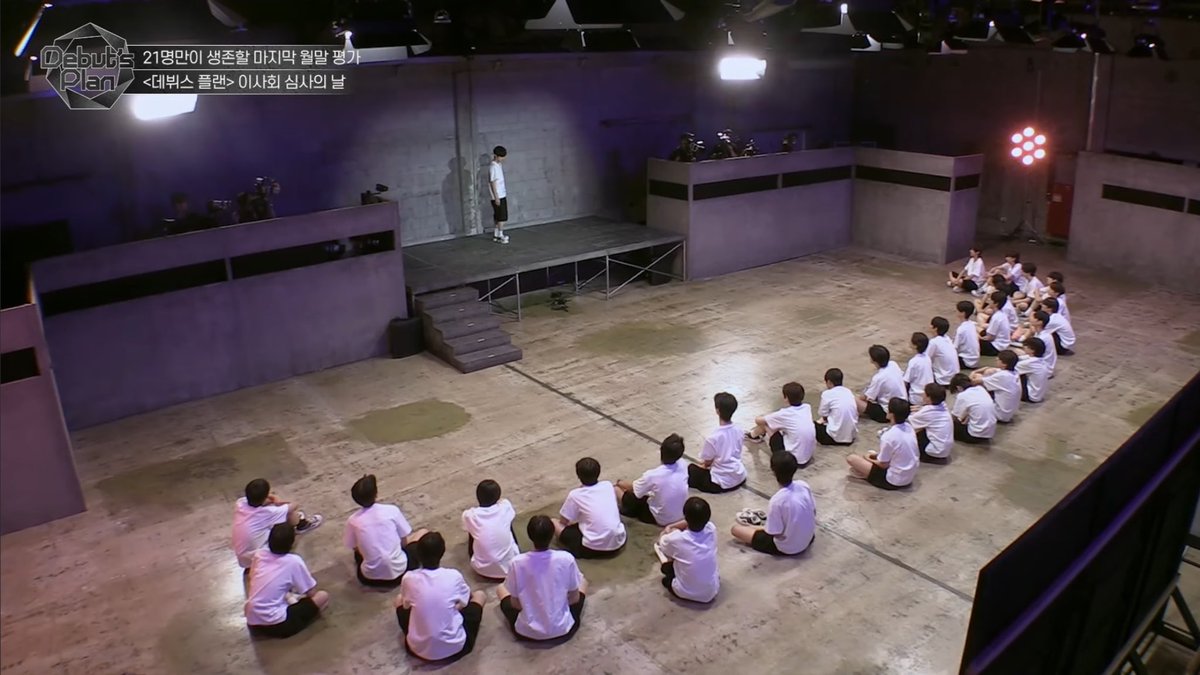 jimschalala's tweet photo. สตาชิปคัดเด็กโหดมาก ซวว.Ep0 เด็กติดไวเรสคนละอัน ประเมินจากร้องสดเต้นสดทีละคน พาร์ทสอนเต้น ร้อง เมนเทอร์แต่ละคนแนะนำดีมากจับจุดทีละคนๆ อยู่ที่ว่าใครจะต่อยอดความสามารถตัวเองได้มากน้อยแค่ไหน ไม่เน้นถ่ายการใช้ชีวิต เน้นถ่ายทักษะไอดอลล้วนๆ ทุกอย่างดีมากแต่สภาพสตูเหมือนกูดูสควิดเกม5555 https://t.co/Yd5VS4vZE8