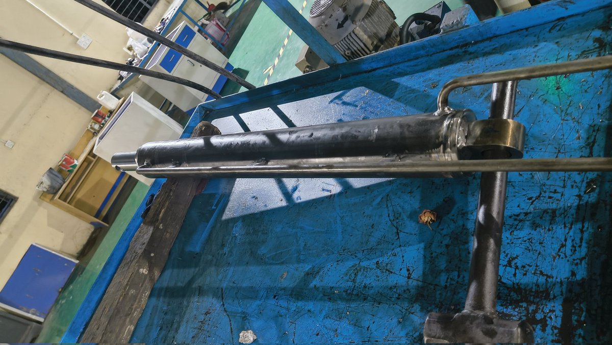 hexcorn's tweet photo. Real muscle #hydrauliccylinder #hexcorn #madeinindia https://t.co/BBDuMwUDx3