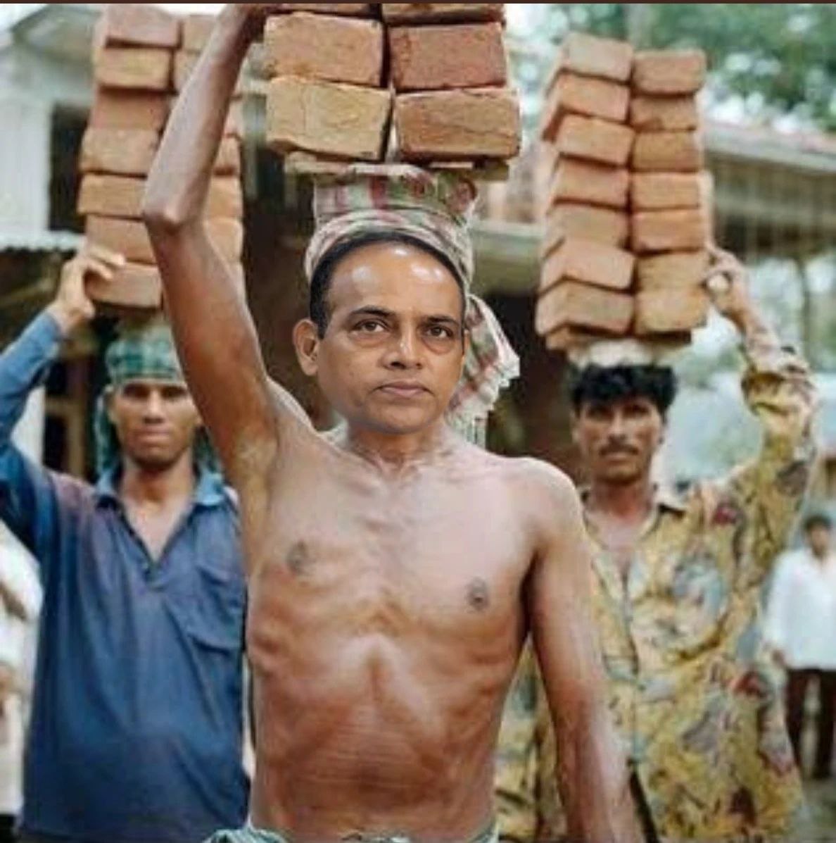 Divit069's tweet photo. ई अध्यक्ष जी के खेल, अब पकड़ा जाई, 
ई अध्यक्ष जी के खेल, अब पकड़ा जाई, 
कानून के ई बड़ डंडा‚अब इनके अंदर डाला जाई।
जोगीरा सा रा रा रा
@BPSCOffice 
#helevier 
#होली 
#JanaSenaJayaKethanam 
#JanaSena12thFormationDay https://t.co/93IqeRy2NX
