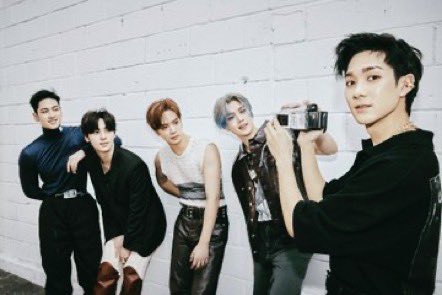 my_star_minggi's tweet photo. 뉴이스트 13주년 진심으로 축하해
#뉴이스트_데뷔13주년_축하해
러브들에게 행복을 줘서 고마워
#NUEST_13TH_ANNIVERSARY
너무 사랑하고 우리 계속 같이 행복하자 https://t.co/11dYDynLSv