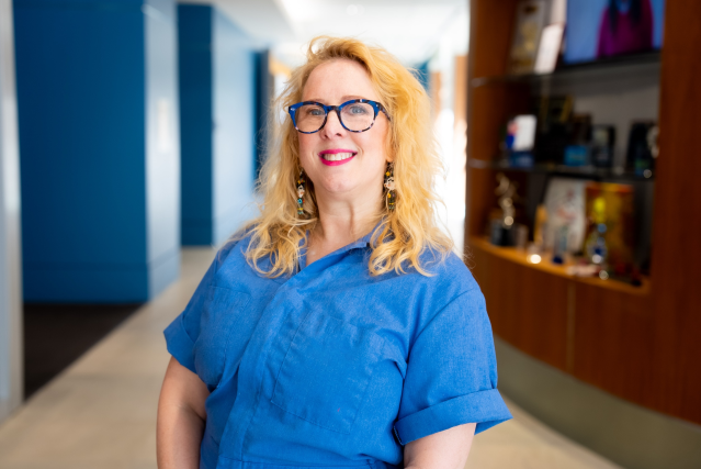 AliWhittier's tweet photo. After being diagnosed with vertigo, BlueCross Health Navigator Lori Kyle learned that living with a chronic condition helps her relate to members on a deeper level. Learn more about Lori’s story and how she lives out our mission here. https://t.co/fdABt7Flp5 https://t.co/viEn48w6FO