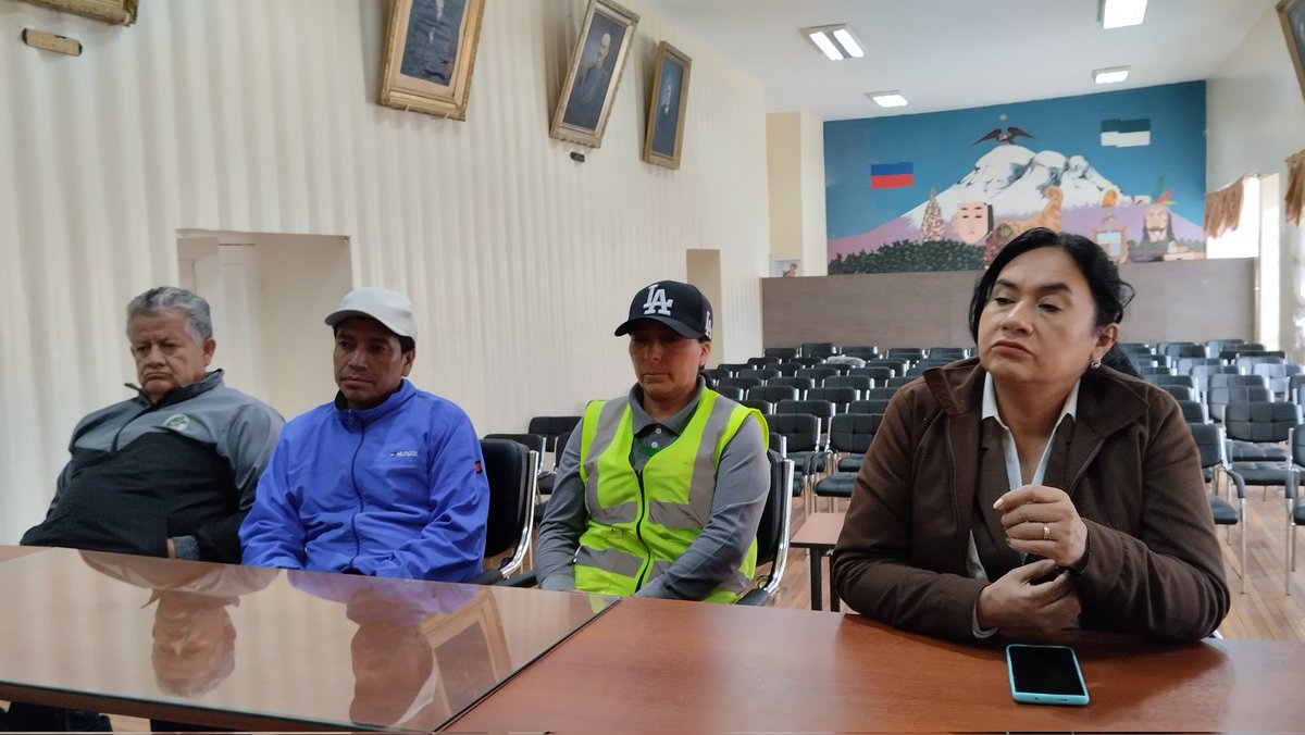 gadguano's tweet image. #Reunion 
El Comité Paritario de Seguridad y Salud en el Trabajo/#COPASST, el jueves 13 de marzo, mantuvo su sesión ordinaria en el Salón Municipal Ricardo Alemán Fierro, para tratar el árbol de problemas y tratar de cortar de raíz en beneficio de la salud laboral e institucional