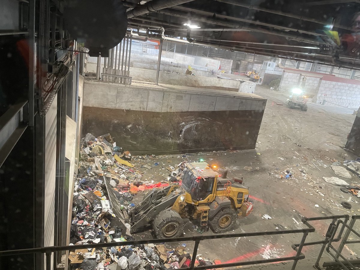 Sarah J Young (@sarahwoodberryd) on Twitter photo Fascinating trip to <a href="/connectNLWA/">North London Waste Authority</a> EcoPark with <a href="/hackneycouncil/">Hackney Council</a> cllrs where 600,000 tonnes waste & 200,000 tonnes recycling go each year. We ♻️ all we can and create energy from waste incinerated. Big message for us all is to produce less waste. Fascinating trip to <a href="/connectNLWA/">North London Waste Authority</a> EcoPark with <a href="/hackneycouncil/">Hackney Council</a> cllrs where 600,000 tonnes waste & 200,000 tonnes recycling go each year. We ♻️ all we can and create energy from waste incinerated. Big message for us all is to produce less waste.
