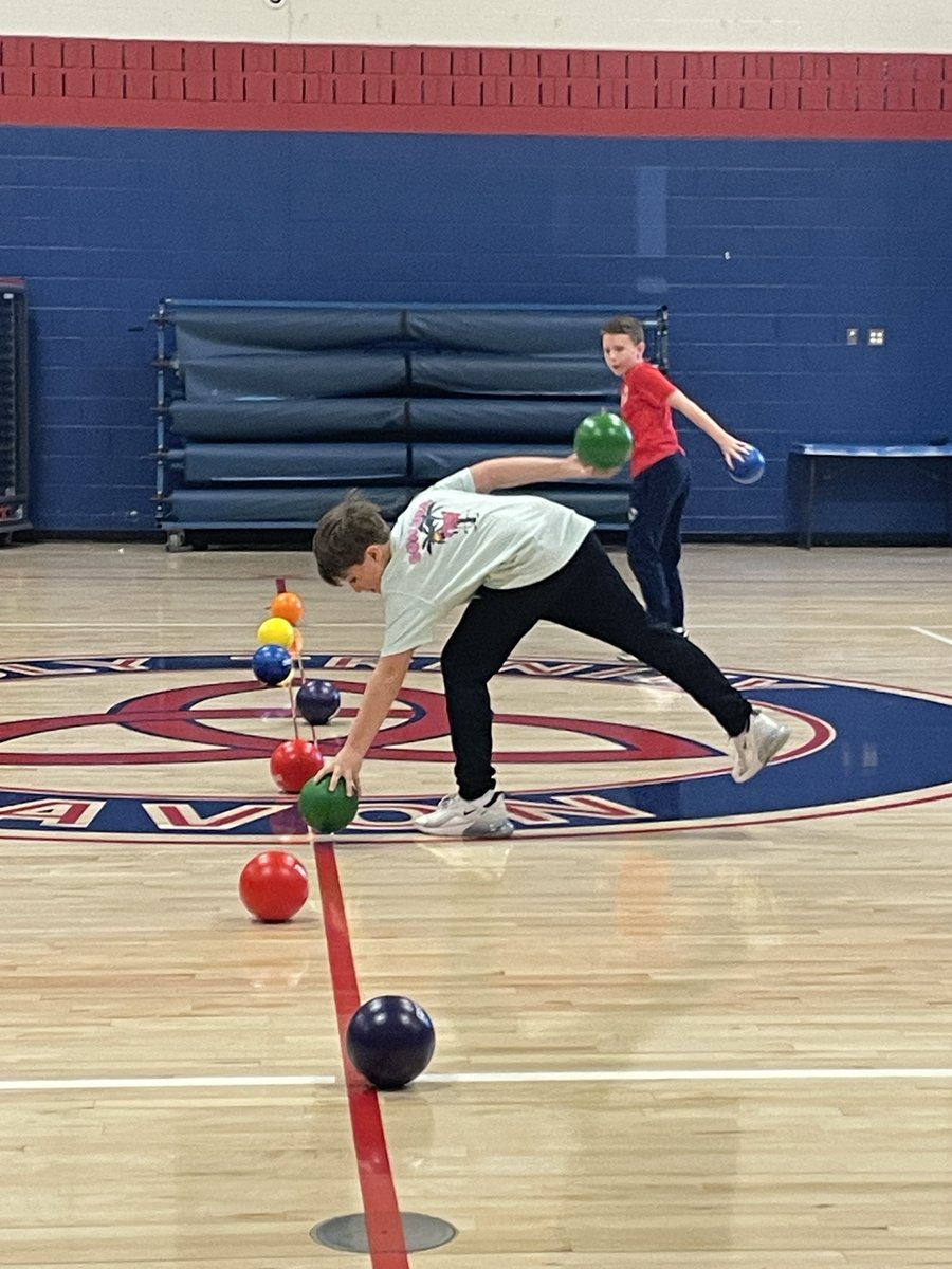 mrhaleyhtpe's tweet photo. Mason was our gym teacher for the day!  He chose to play dodgeball and paintball.  Thank you for being a great kid and doing such a tremendous job leading the class! https://t.co/eJ9j5SJ027