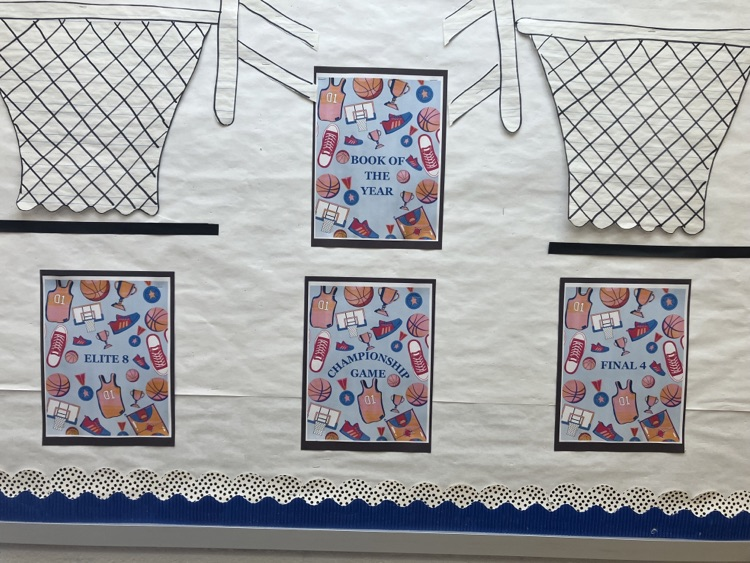 BloomfieldPS's tweet photo. March Madness is in full effect at Metacomet... reading edition! Which book will students select as book of the year?! Stay tuned! 📚🥇 https://t.co/ei8wU0LzyI