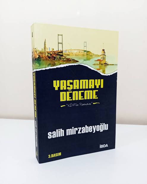 Selamun Aleyküm kardeşler Kumandan Salih Mirzabeyoğlu'nun "YAŞAMAYI DENEME" adlı eserini çekilişle 3 kişiye hediye edeceğim.

Çekilişe katılım şartları;
1-) Hesabımı ve @bdagenclik
hesabını takip etmek.
2-) Yoruma 3 arkadaşını etiketlemek.
3-) Bu gönderiyi RT'lemek.

*Çekiliş 25