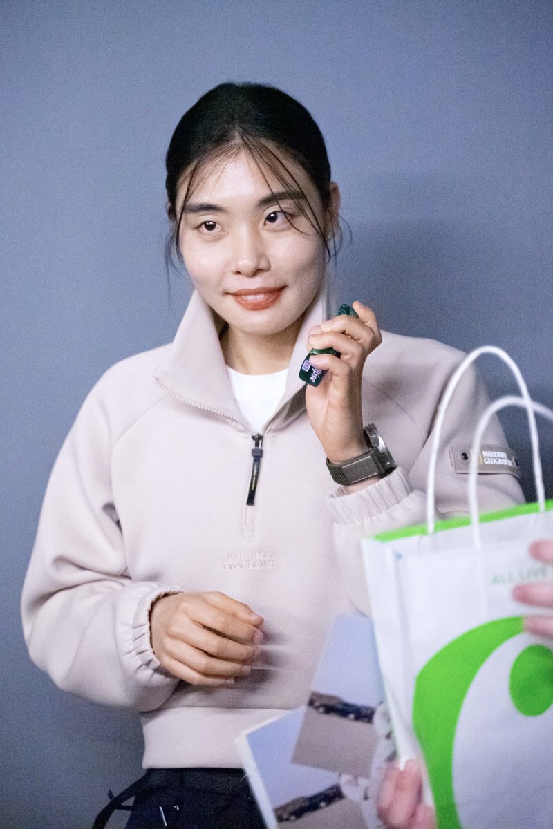 250311 언젠틀 오퍼레이션 시사회
문어들에게 화이트데이 선물을 하사하시다..

#이현선