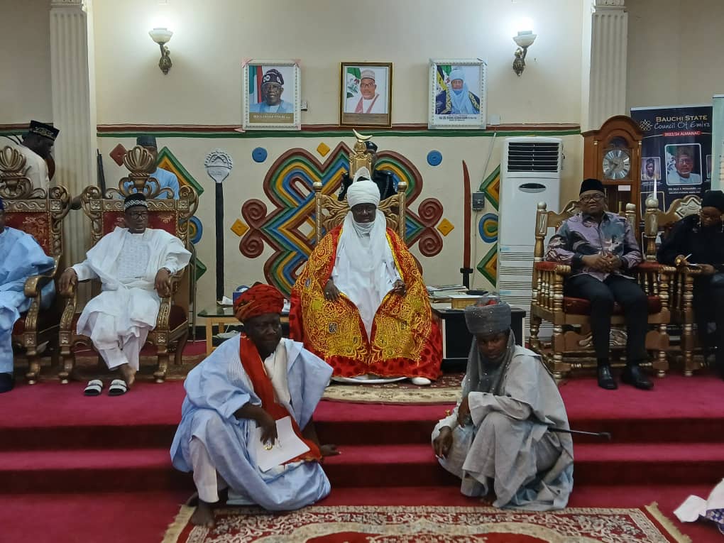PeterObi's tweet photo. Building a New Nigeria: Engaging for Progress and Unity
Yesterday, as part of my commitment to the New Nigeria project, I visited Governor Bala Mohammed in Bauchi State to discuss the state of our nation and explore ways to move our people forward.
We had meaningful conversations about governance and the economic hardships currently facing Nigerians, especially in the North.
We reflected on the need for competent and inclusive leadership that transcends political, religious, and ethnic lines, prioritizes prudent resource management, and implements policies that will enhance the welfare of our citizens.
At this critical time, we must continue to engage, consult, and invest in initiatives that lift our people out of poverty and criminality while fostering a more productive and equitable society.
As always, my commitment remains steadfast in building a New Nigeria—one where good governance, transparency, and accountability drive national development.
This includes investing in critical sectors such as education, healthcare, and poverty alleviation.
I sincerely thank Governor Bala Mohammed for the warm reception, the insightful discussions, and his willingness to collaborate with us in working towards a better Nigeria.
A New Nigeria is becoming very POssible! – PO