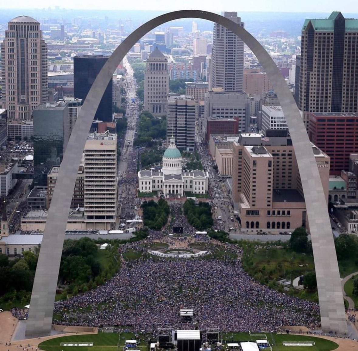 gatewaygrinders's tweet image. The BEST Sports City #314day