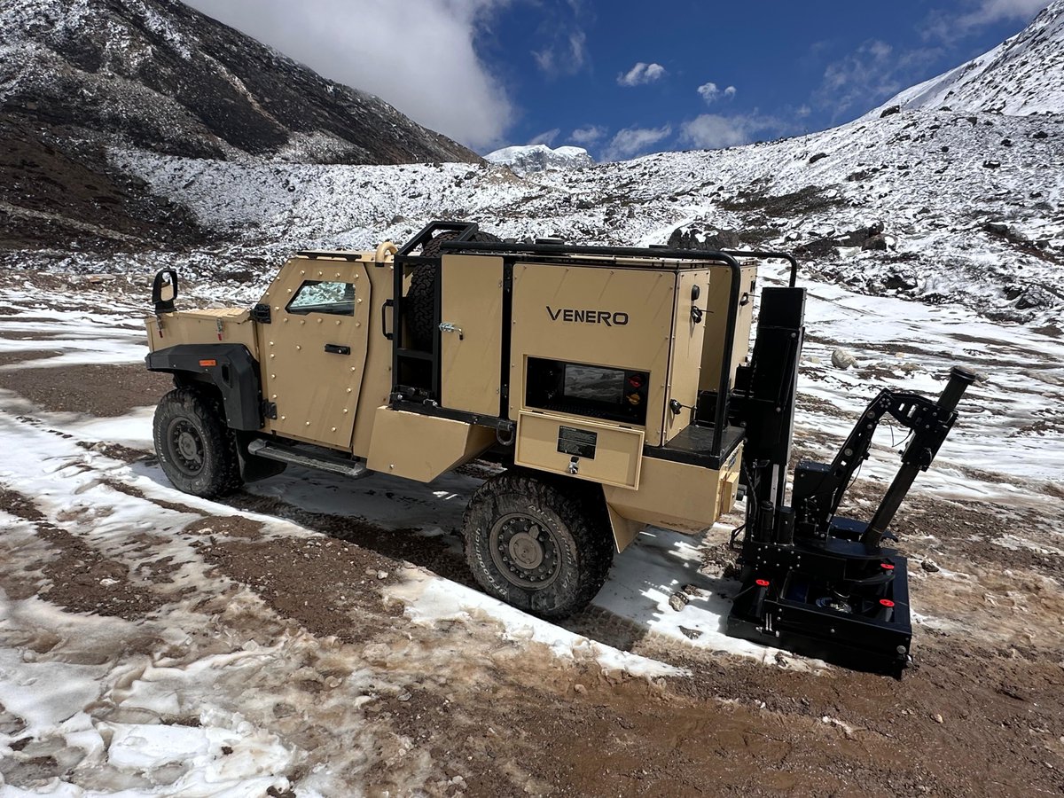 AdithyaKM_'s tweet photo. Airawat / Mahindra ALSV Alakran 81mm Vehicle Mounted Infantry Mortar System (VMIMS) by TriShakti Corps https://t.co/Hg05ODOSLz