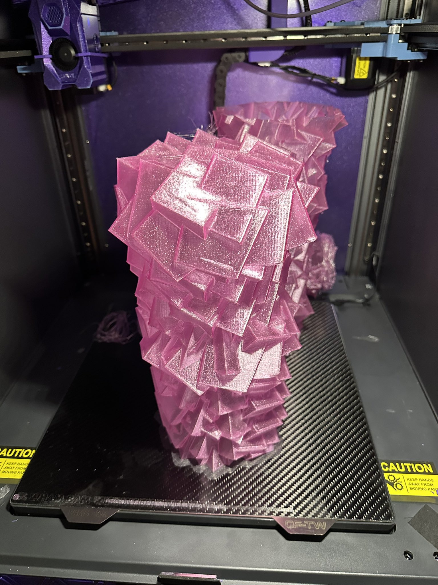 waldo 3D sex Waldo on X: "Welp, 2/3 pieces printed well, now I'm trying to print the  base for this sculpture, I'll have to switch to 3-4 walls instead of two  for a bit more