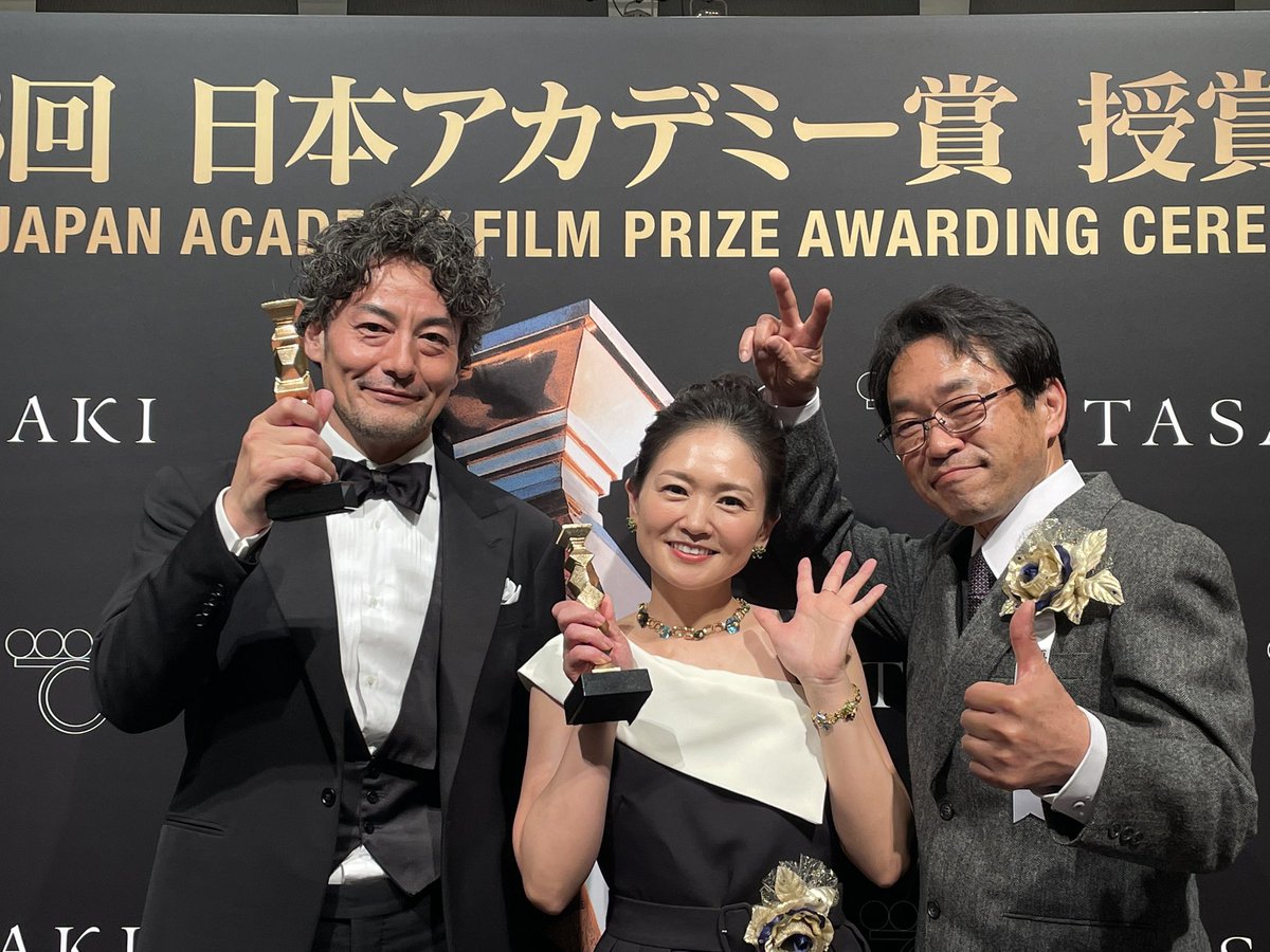 やってしまいました💦
ドラマならベタ過ぎてボツなくらいの展開！
一生懸命頑張ってれば、誰かがどこかで見ていてくれる。
本当でした！
ありがとうございました^_^