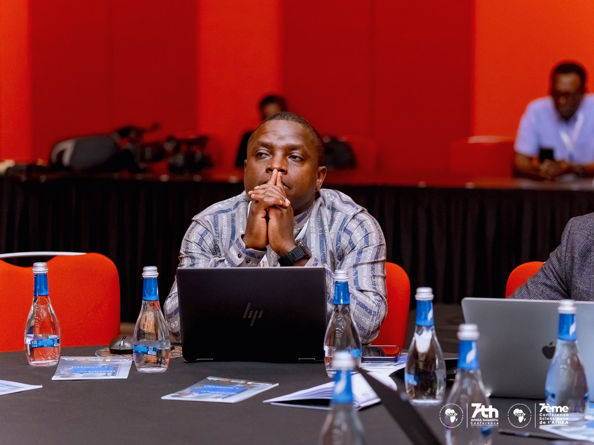 AfHEA_Africa's tweet image. Fin de la première session parallèle ! Un excellent début pour la dernière journée avec des discussions perspicaces et des résultats clés. Plus d&apos;informations à venir ! 💡✨ #AfHEA2025 #Day5 #ParallelSessions