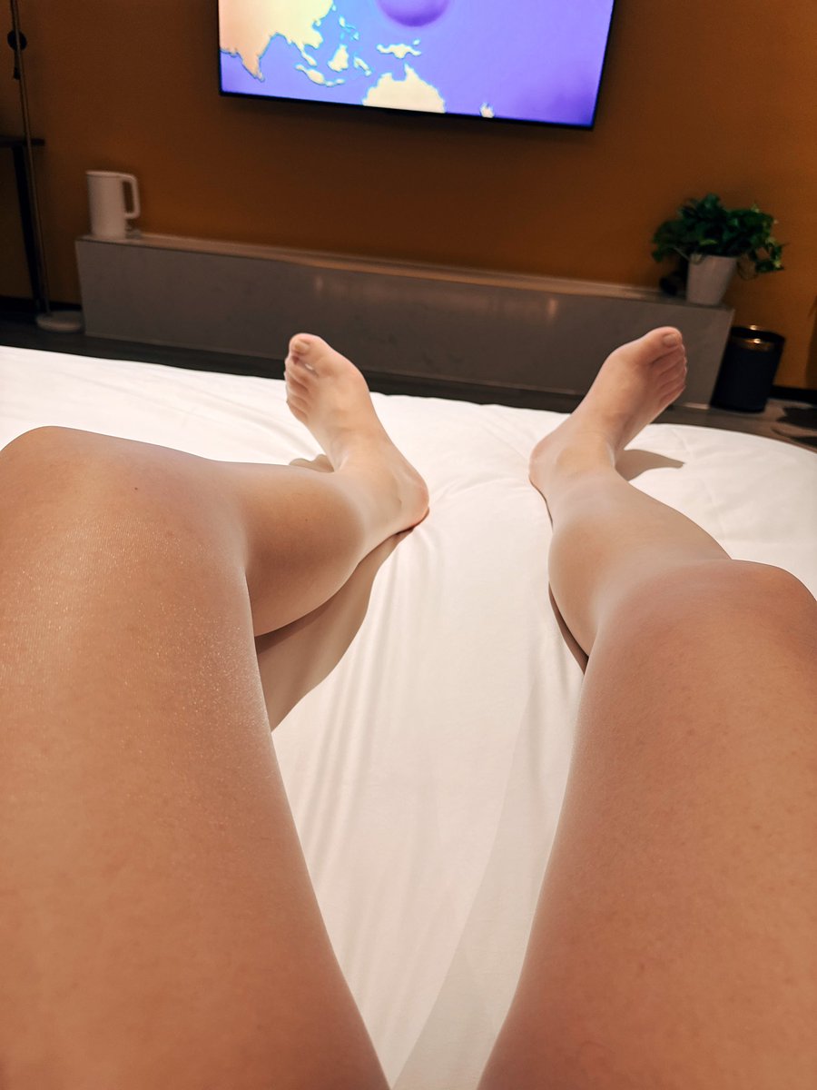 Pantyhose-Lover tweet media