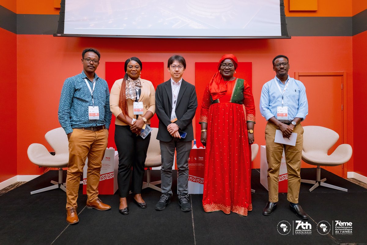 AfHEA_Africa's tweet image. Fin de la première session parallèle ! Un excellent début pour la dernière journée avec des discussions perspicaces et des résultats clés. Plus d&apos;informations à venir ! 💡✨ #AfHEA2025 #Day5 #ParallelSessions