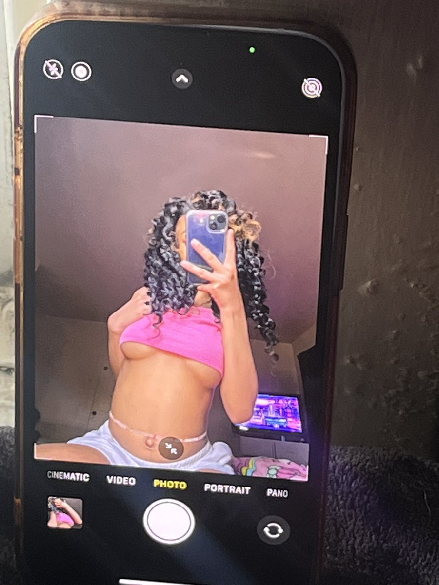 $upAs0aker💦 tweet media