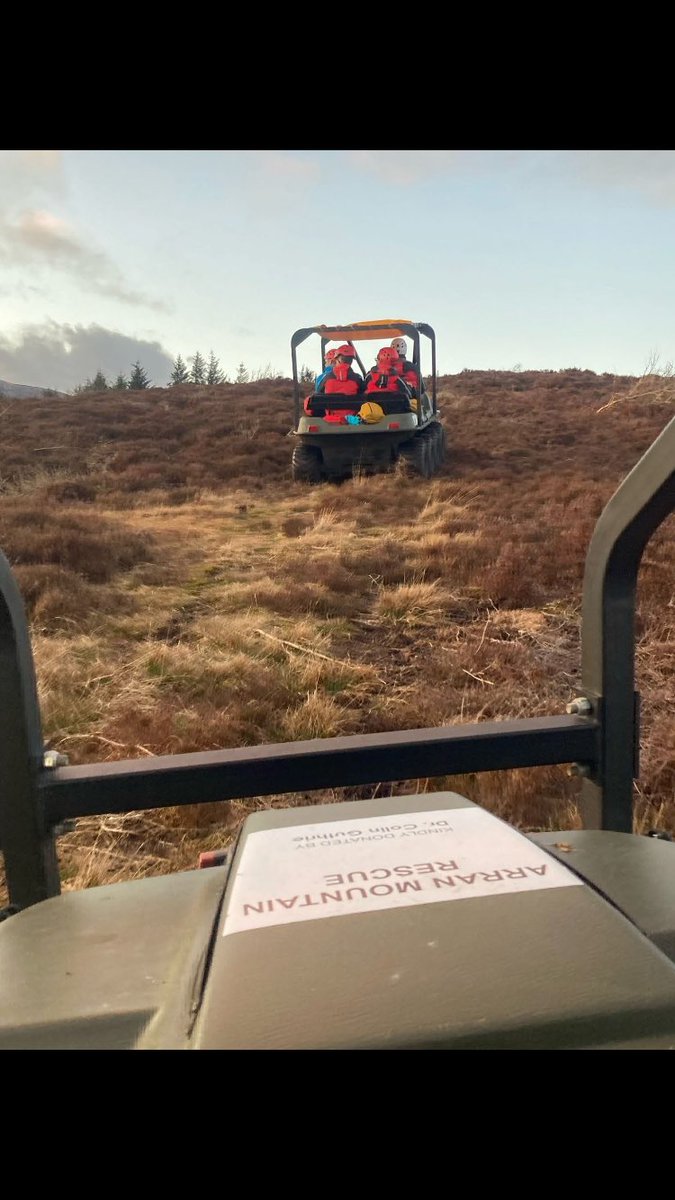 arranMRT's tweet image. ❌CALLOUT❌ 12/03/25
A walker who had become disoriented while descending Goatfell.
Team members were deployed and located the walker. She was rewarmed and evacuated by argocat.
#Volunteers #ScottishMR #arran #isleofarran #VolunteeringToSaveLives
#stjohnscotland #policescotland