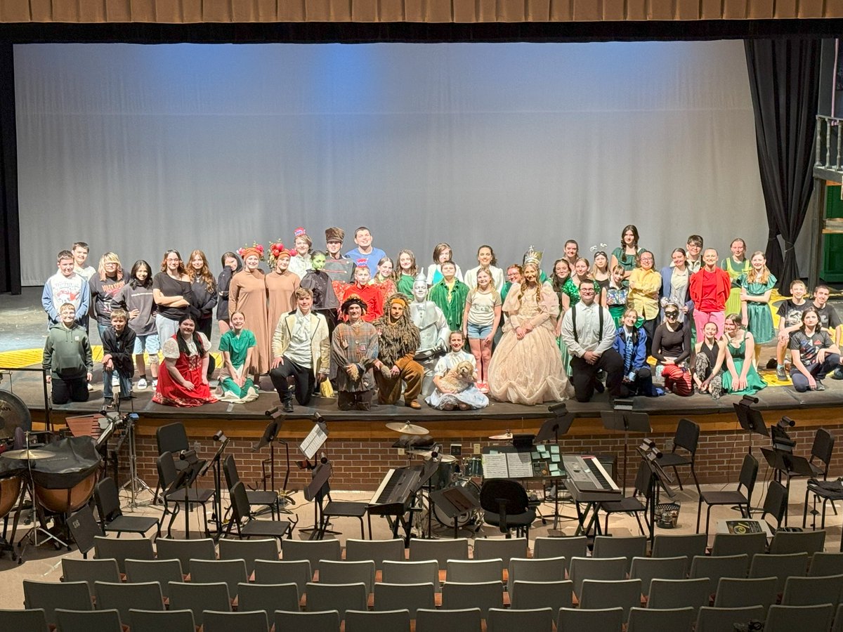 River Valley School District (@rvsdpanthers) on Twitter photo 🎶The Wizard of Oz opens TONIGHT! ✨ The cast is ready to bring the magic to life—don’t miss it!🎭
📅 Showtimes:
🌟 March 14 @ 7 PM (Opening Night!)
🌟 March 15 @ 7 PM
🌟 March 16 @ 2 PM
🎟️ Tickets: Adults $10 | Students $6
<a href="/RVSDSuper/">Philip Martell</a> <a href="/River_Valley_MS/">River Valley Middle School</a> <a href="/rvhspanthers1/">River Valley High School</a> 🎶The Wizard of Oz opens TONIGHT! ✨ The cast is ready to bring the magic to life—don’t miss it!🎭
📅 Showtimes:
🌟 March 14 @ 7 PM (Opening Night!)
🌟 March 15 @ 7 PM
🌟 March 16 @ 2 PM
🎟️ Tickets: Adults $10 | Students $6
<a href="/RVSDSuper/">Philip Martell</a> <a href="/River_Valley_MS/">River Valley Middle School</a> <a href="/rvhspanthers1/">River Valley High School</a>