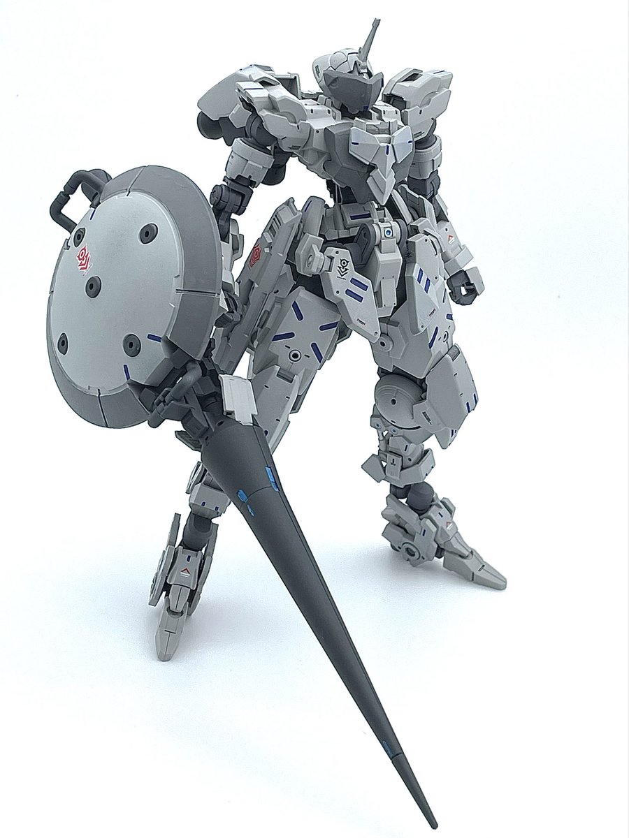 TE6A6PO6RO's tweet image. 【エターナディア•バンシー】①

名機エターナディアを模したヴェルデノヴァ•先行試作機•近接白兵戦仕様、稼働時に奏でる高周波があらゆる電子兵器をジャミング、電子制御混乱下では近接戦闘こそが至高、悲しみの鎮魂歌を奏でる戦乙女の審判の槍に抗う術はなし。

#30MM夜間都市戦
#30MMバイロン軍