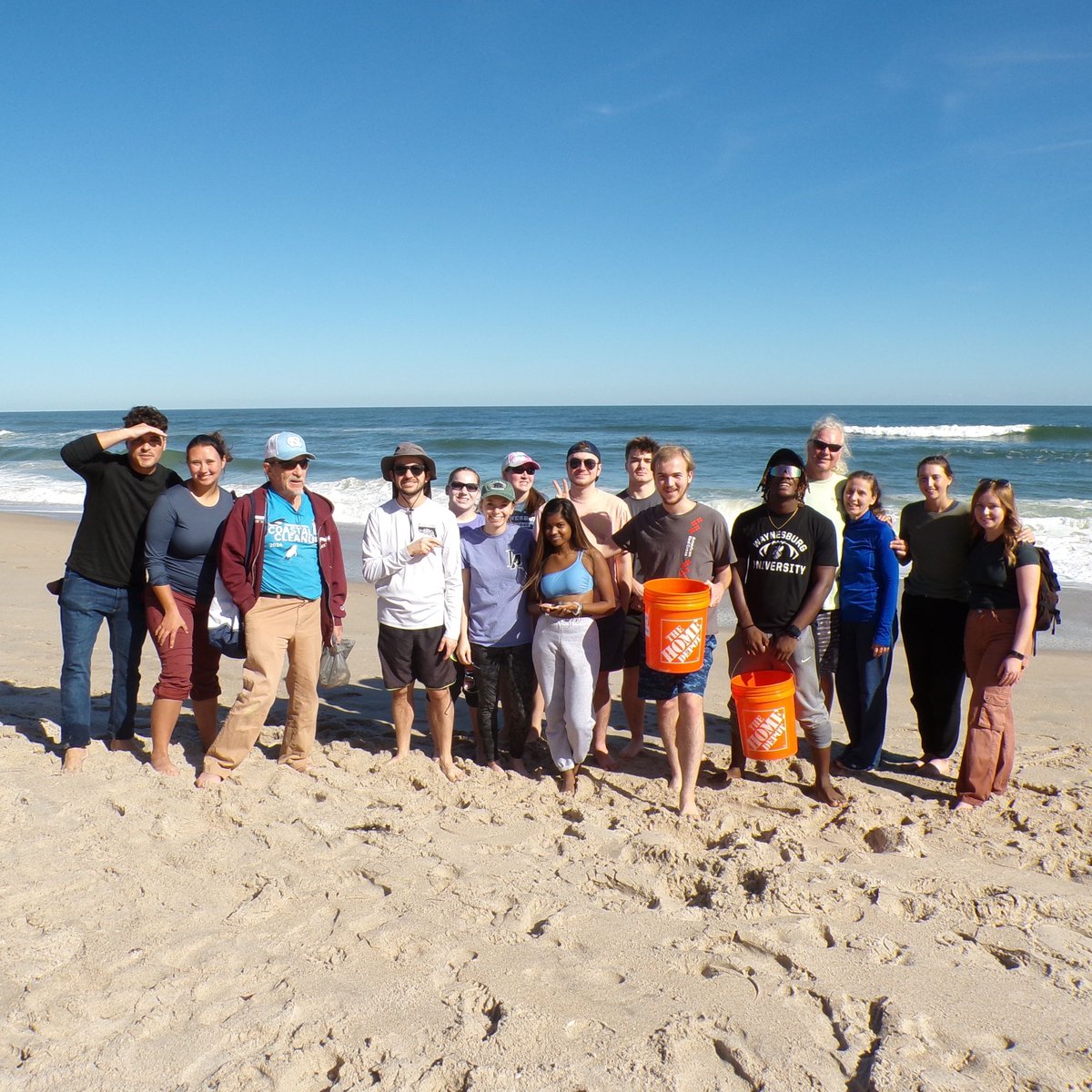 ARochaUSA's tweet photo. "I was surprised by the awful impact of plastic that we learned about and...by the interconnectedness of the ecosystem,” said Leia Watson, senior Environmental Science and Biology major at Waynesburg University. 

Read full article here: https://t.co/h2vxqPZUUT.
📸 Leia Watson https://t.co/3aGngEEROC