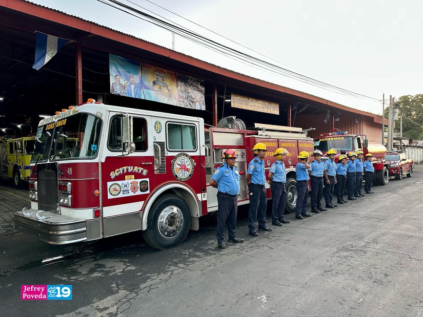 Nicaragua905's tweet image. Bomberos envían #cisternas para nueva estación en el municipio de #León, garantizando así #seguridad y bienestar a las familias.