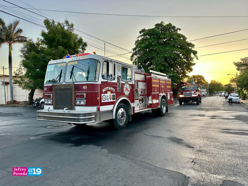 Nicaragua905's tweet image. Bomberos envían #cisternas para nueva estación en el municipio de #León, garantizando así #seguridad y bienestar a las familias.